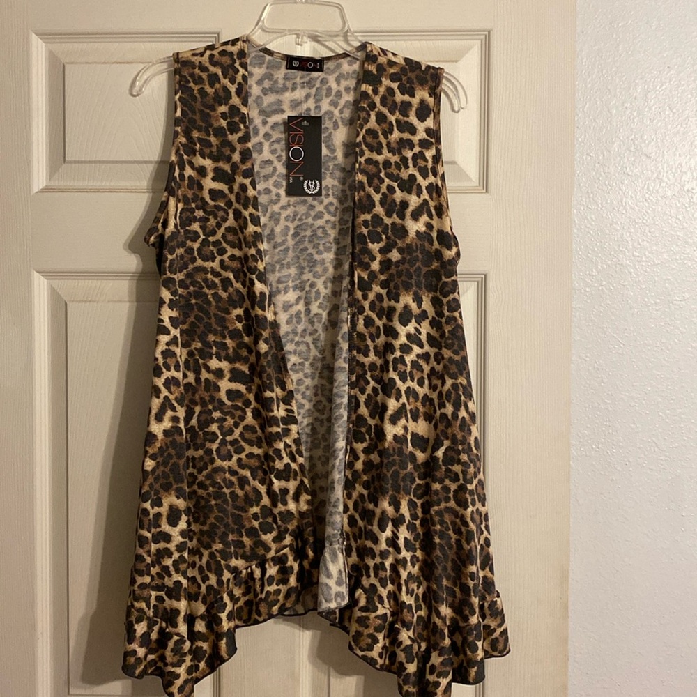 Leopard print vest